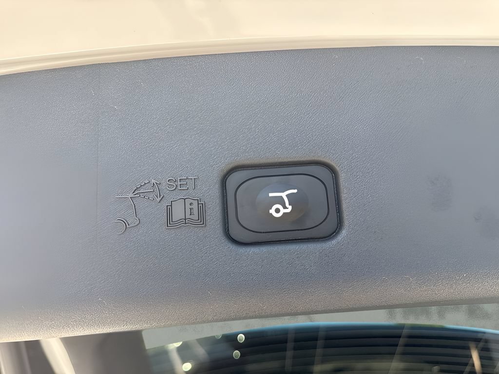 Used 2026 Lincoln Nautilus Reserve AWD/4WD image 30