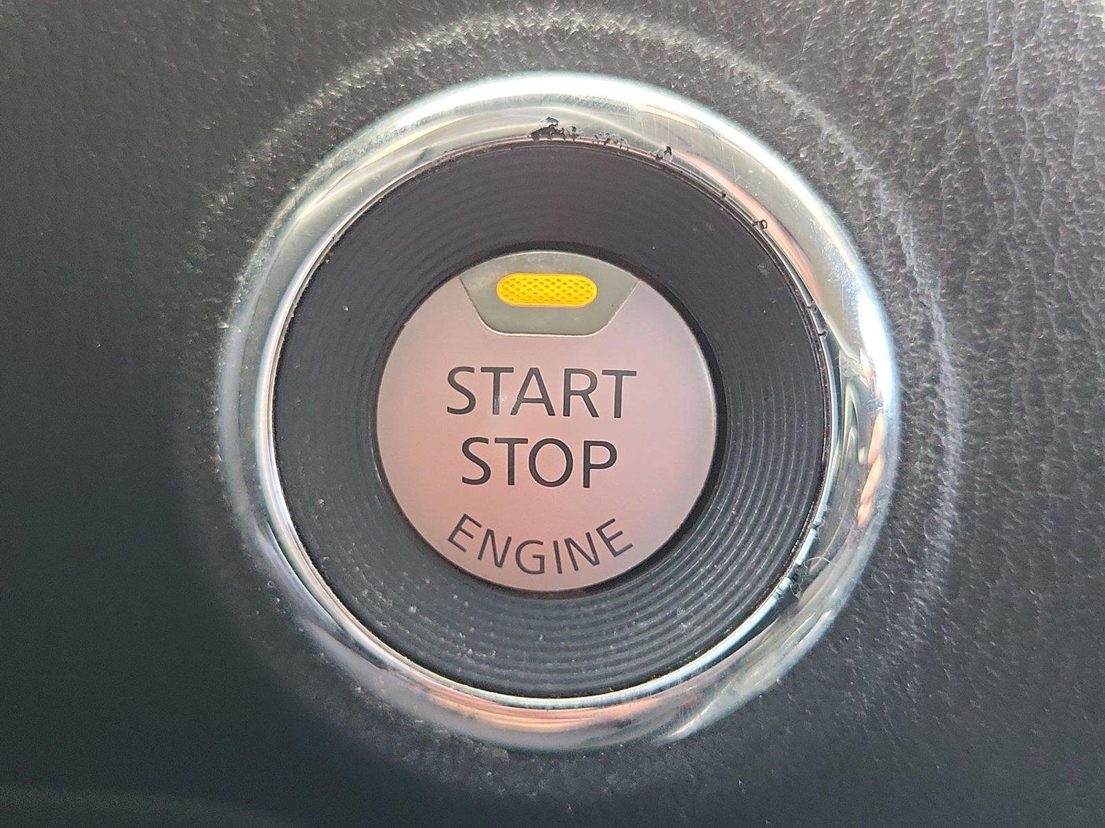 Used 2019 Nissan Pathfinder SV FWD image 16