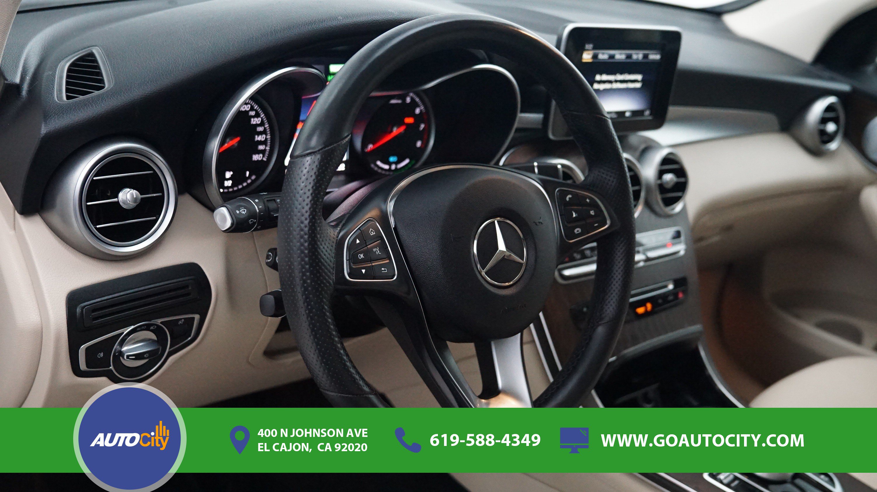 Used 2019 Mercedes-Benz GLC 350e 4MATIC image 18