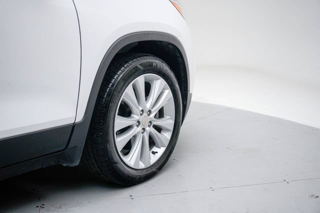 Used 2018 Chevrolet Trax Premier FWD image 19