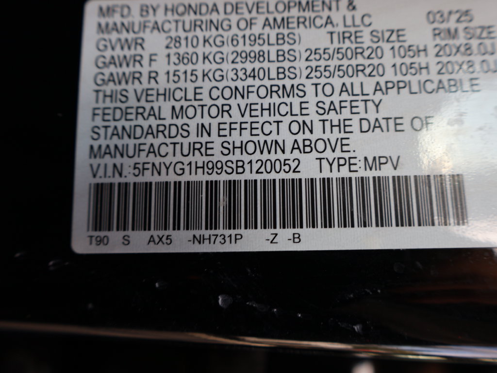 Certified 2025 Honda Pilot Black Edition image 37