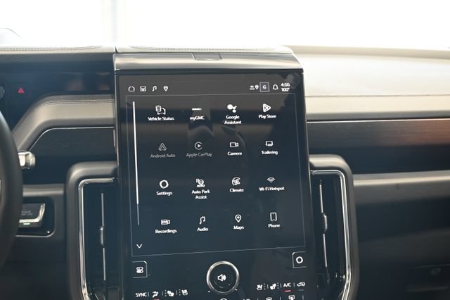 New 2026 GMC Yukon Denali w/ Denali Reserve Package AWD/4WD image 16