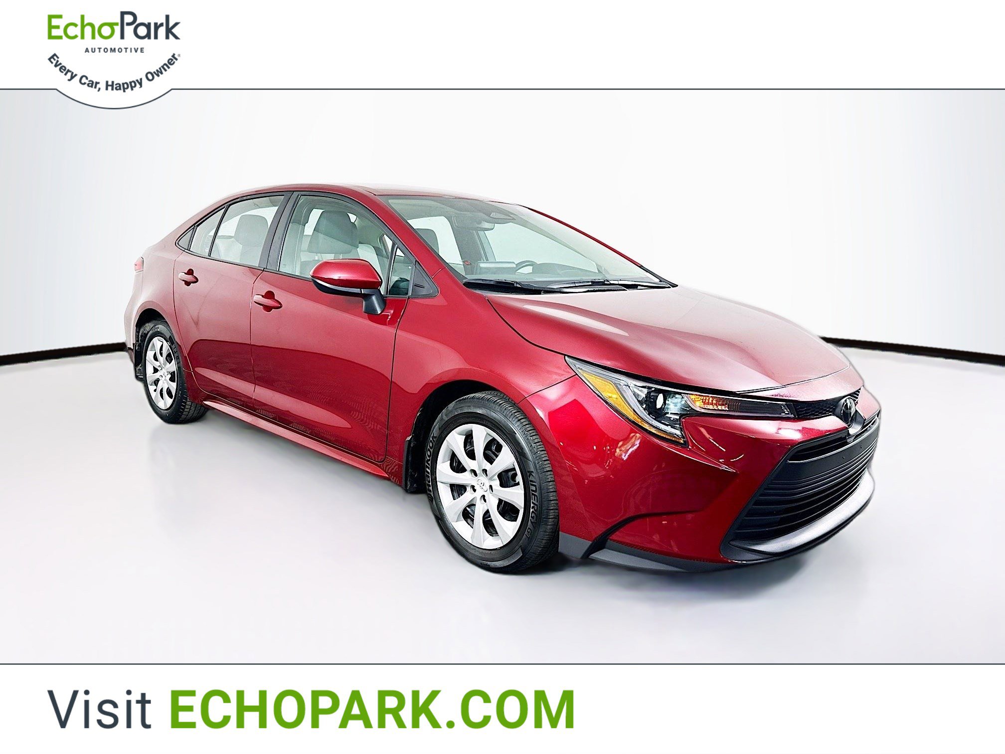 Used 2025 Toyota Corolla LE image 1