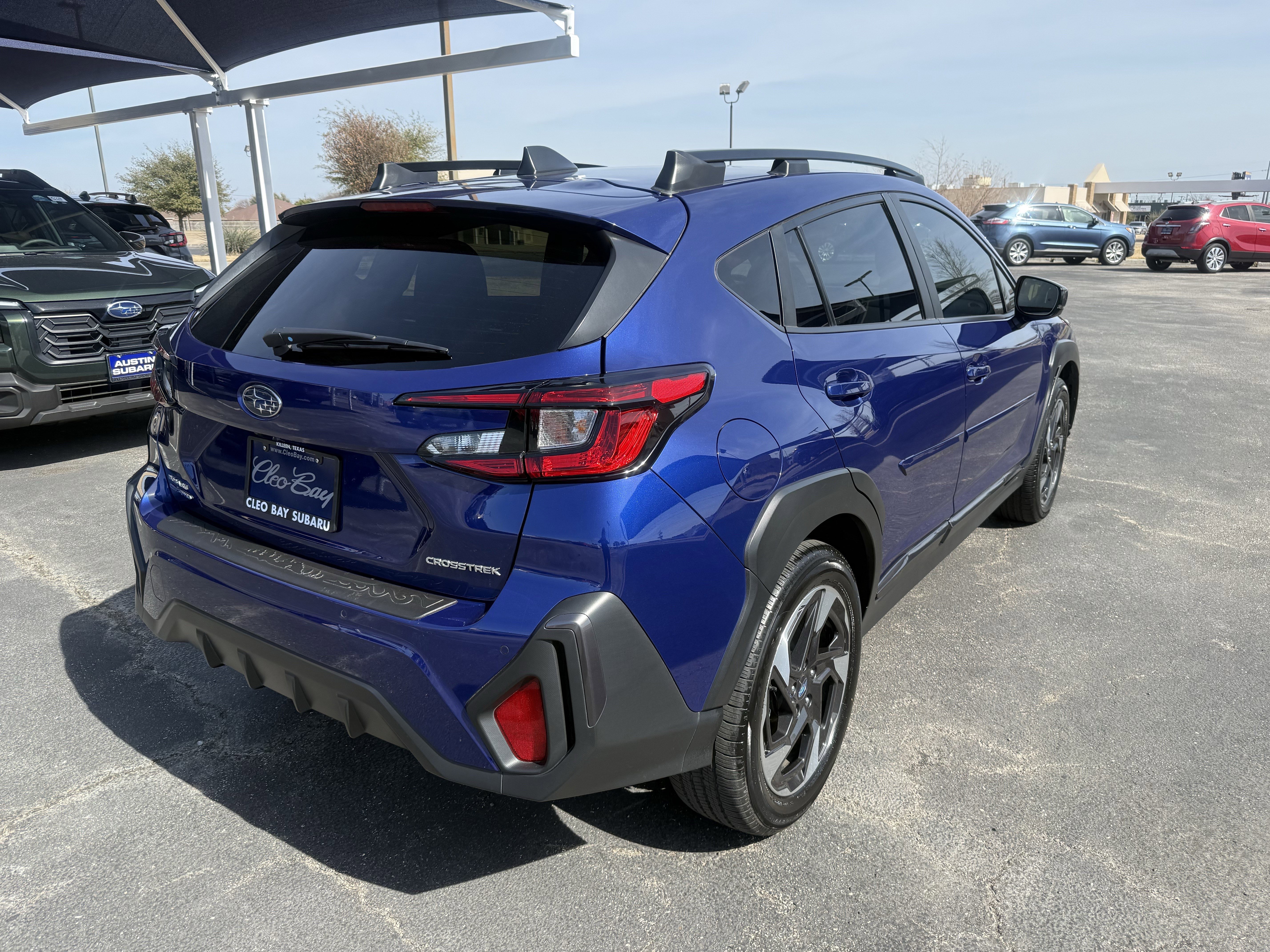 Used 2025 Subaru Crosstrek 2.5i Limited w/ Crosstrek Mirror Package image 7
