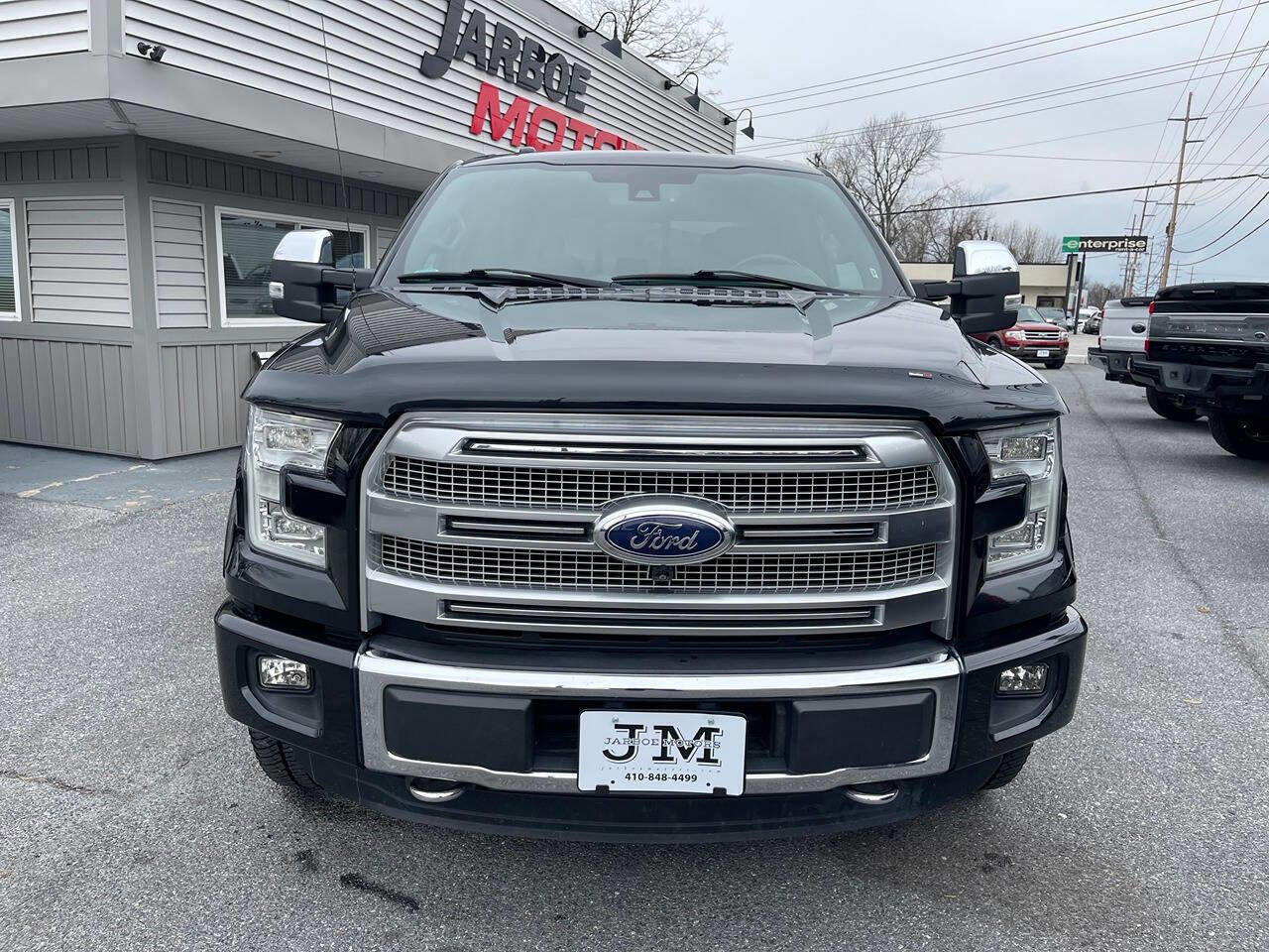 Used 2015 Ford F150 Platinum w/ Equipment Group 701A Luxury AWD/4WD image 2