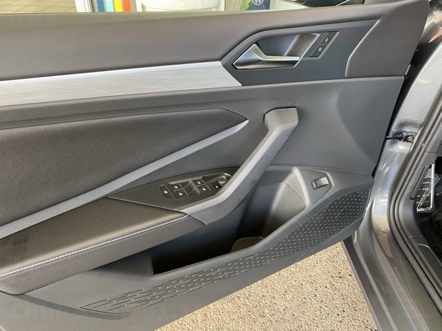 New 2026 Volkswagen Jetta Sport FWD image 9