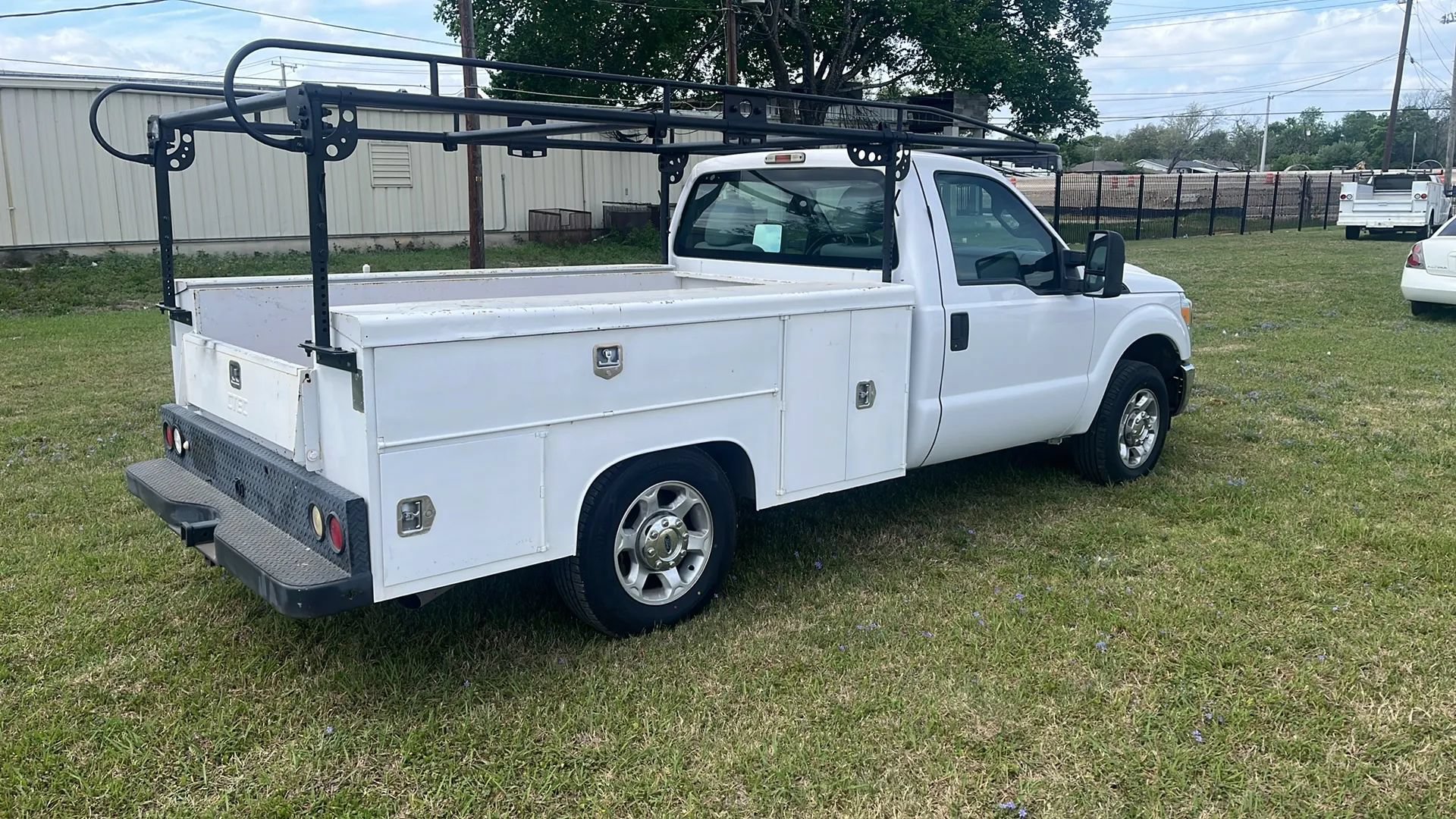 Used 2016 Ford F250 XL w/ XL Appearance Package RWD image 4
