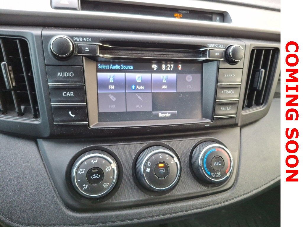 Used 2016 Toyota RAV4 LE image 10