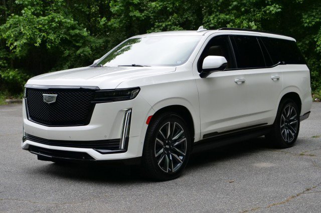 Used 2022 Cadillac Escalade Sport w/ Touring Package AWD/4WD image 6