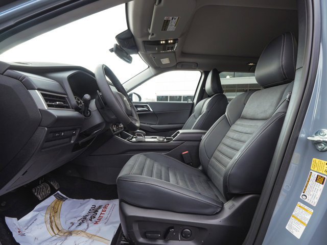 New 2026 Mitsubishi Outlander Trail Edition AWD/4WD image 33
