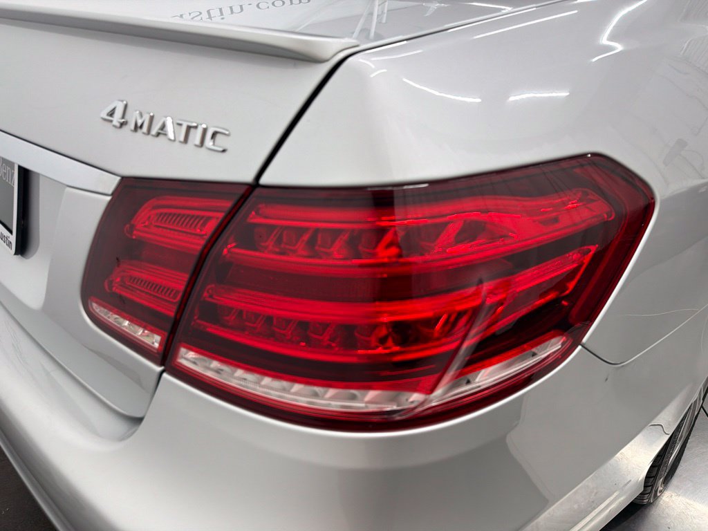Used 2014 Mercedes-Benz E 350 4MATIC Sedan image 10