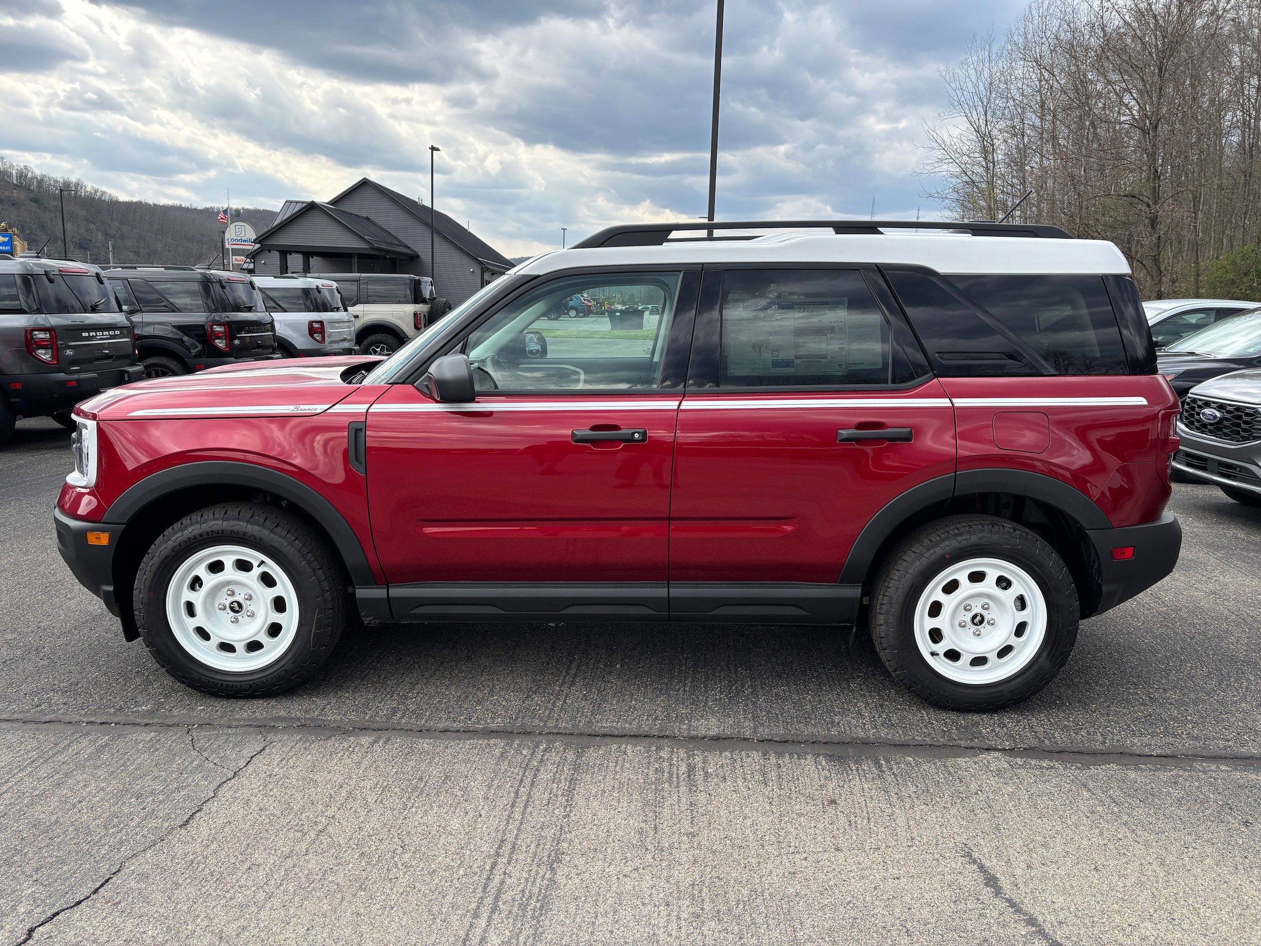 New 2026 Ford Bronco Sport Heritage w/ Convenience Package AWD/4WD image 3