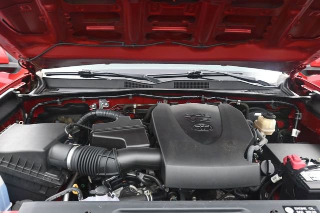 Used 2016 Toyota Tacoma TRD Sport w/ Towing Package RWD image 19