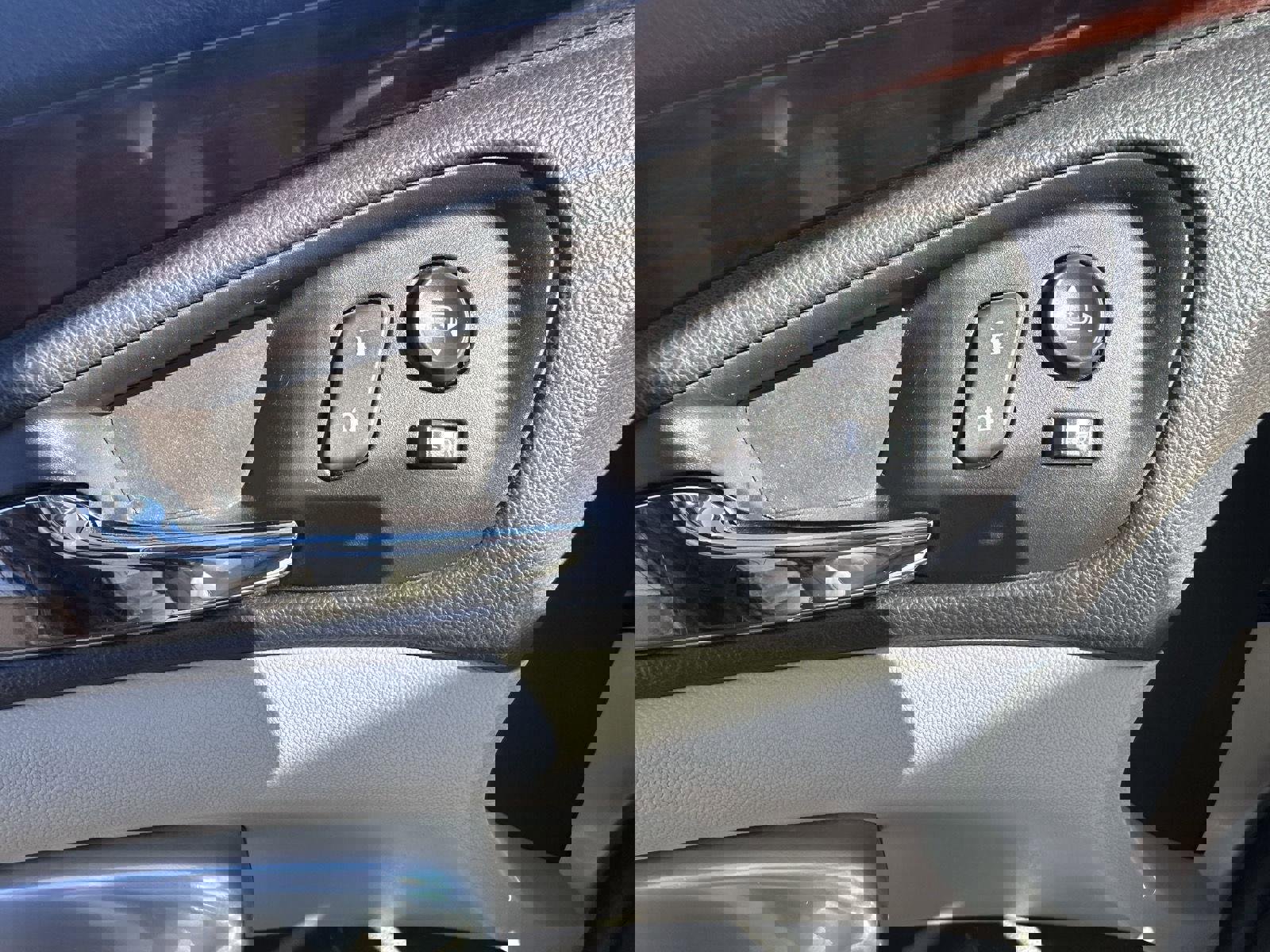 Used 2015 Buick Regal Premium w/ Experience Buick Package image 20