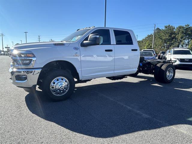 New 2026 RAM 3500 Tradesman image 3