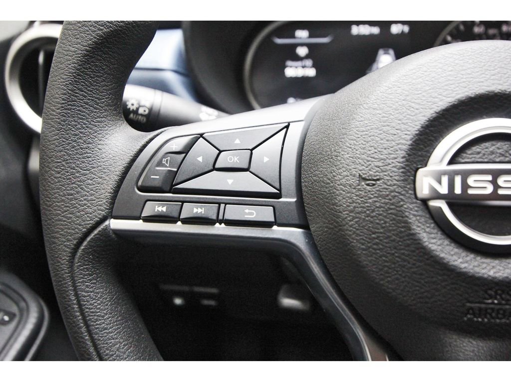 Used 2025 Nissan Versa SV w/ Trunk Package image 14