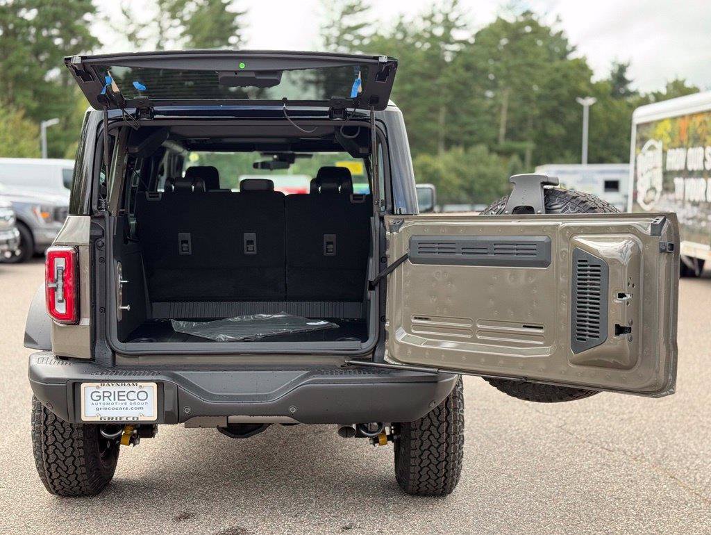 New 2026 Ford Bronco Badlands AWD/4WD image 6