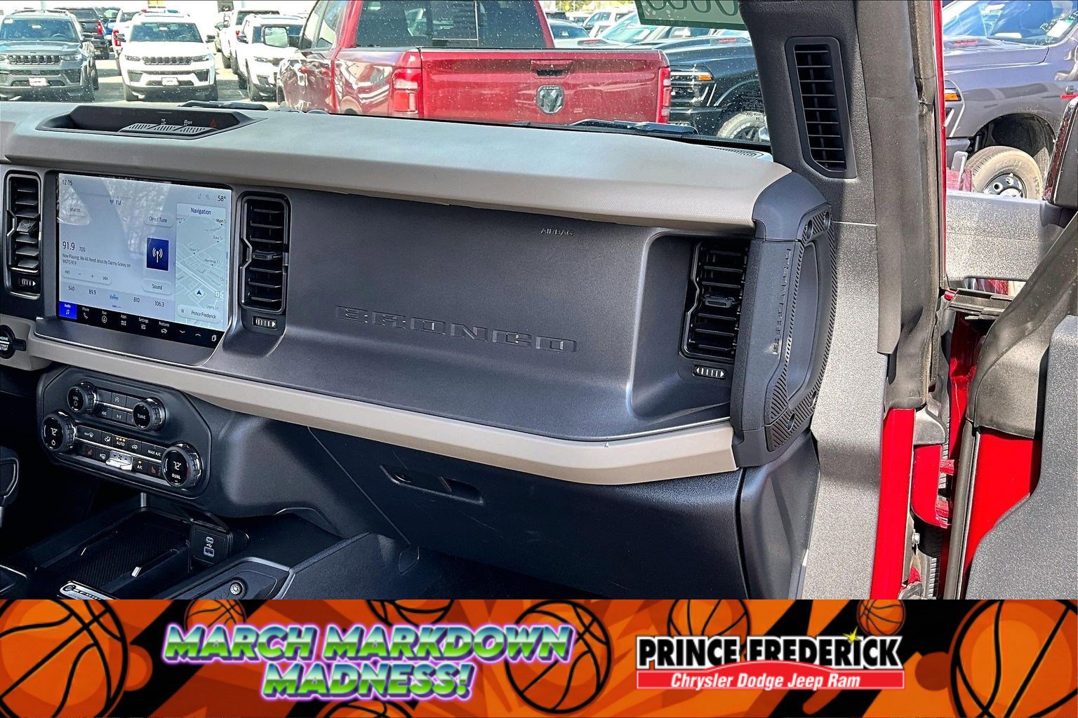Used 2025 Ford Bronco Big Bend image 13