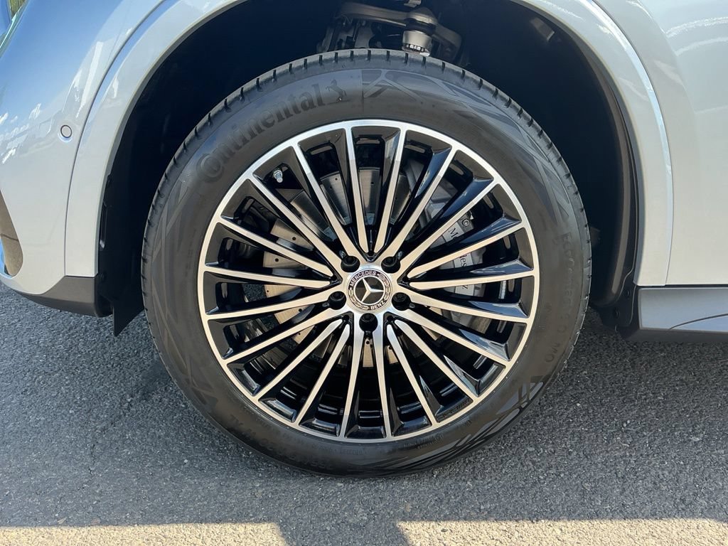 New 2026 Mercedes-Benz GLC 350e 4MATIC image 2