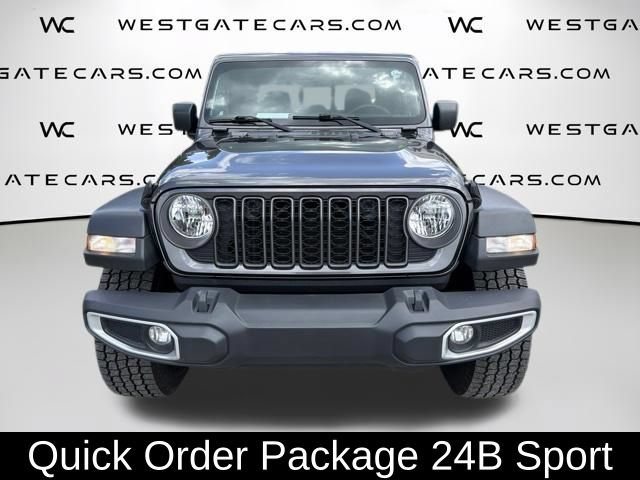 Used 2024 Jeep Gladiator Sport AWD/4WD image 2