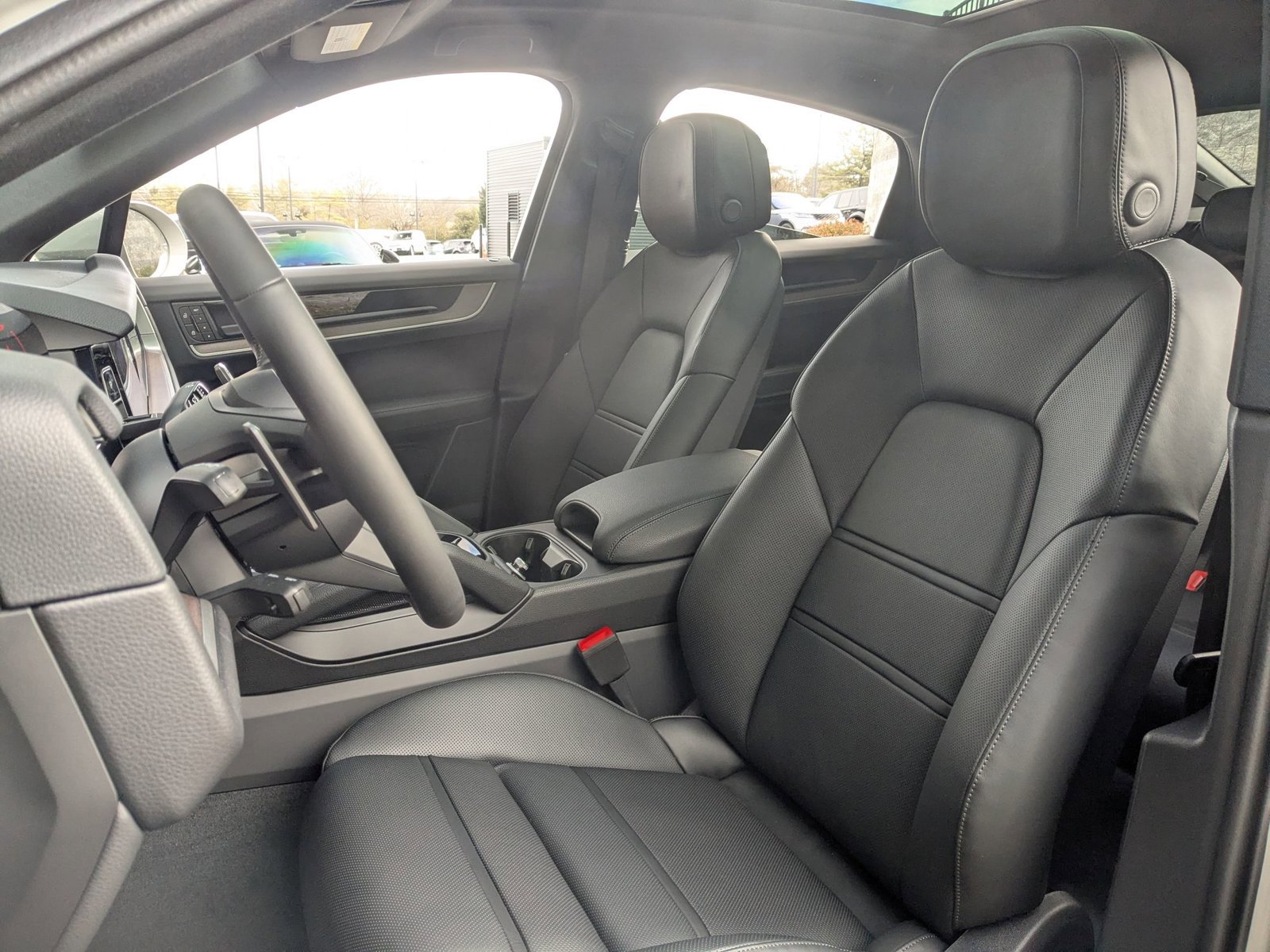 New 2026 Porsche Cayenne Coupe image 5