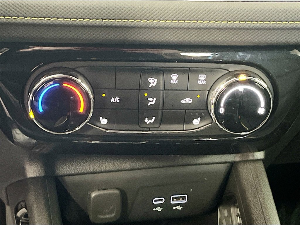 Used 2024 Chevrolet TrailBlazer ACTIV w/ Driver Confidence Package image 15