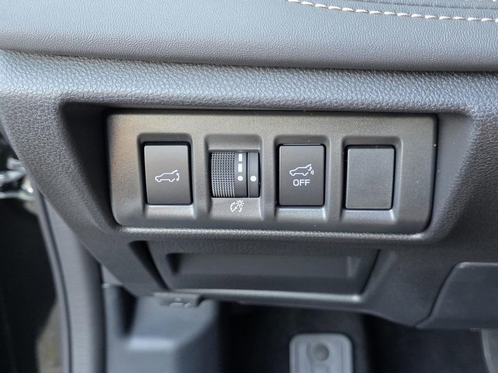 Certified 2025 Subaru Outback Limited w/ Popular Package #2 image 26