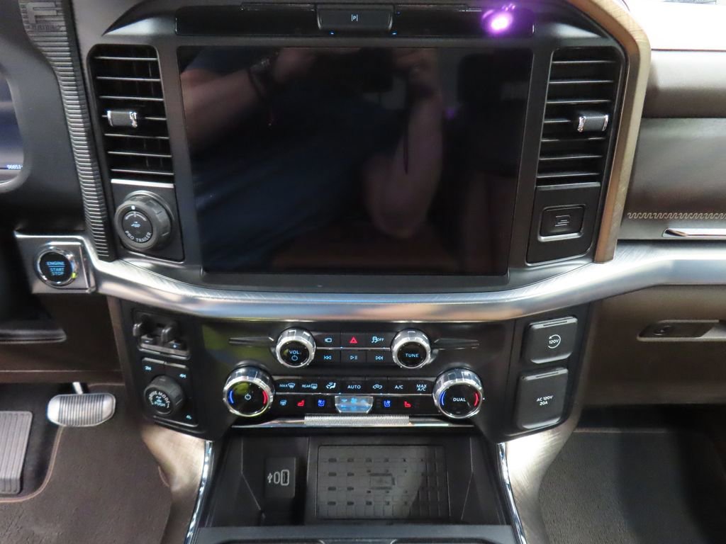 Used 2025 Ford F150 King Ranch AWD/4WD image 17
