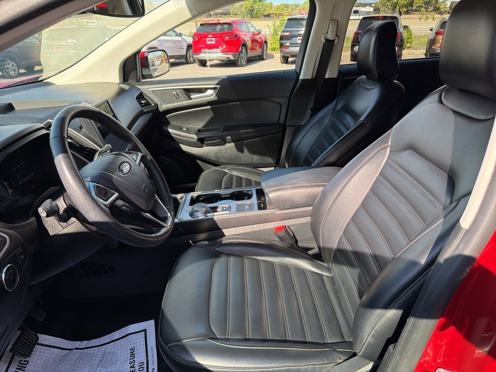 Used 2024 Ford Edge SEL image 12