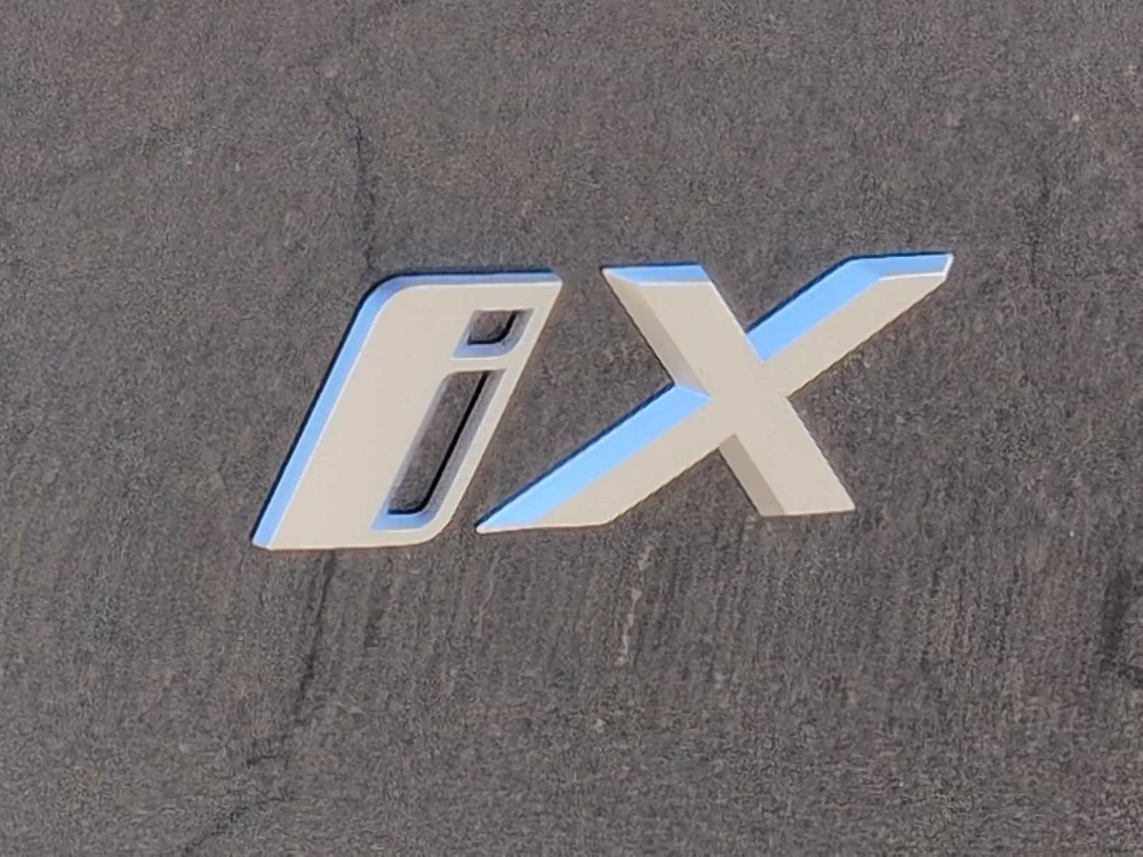 New 2026 BMW iX xDrive60 w/ Premium Package AWD/4WD image 13