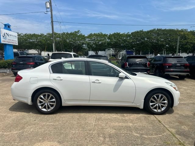 Used 2009 INFINITI G37 x Sedan w/ Premium Pkg AWD/4WD image 4
