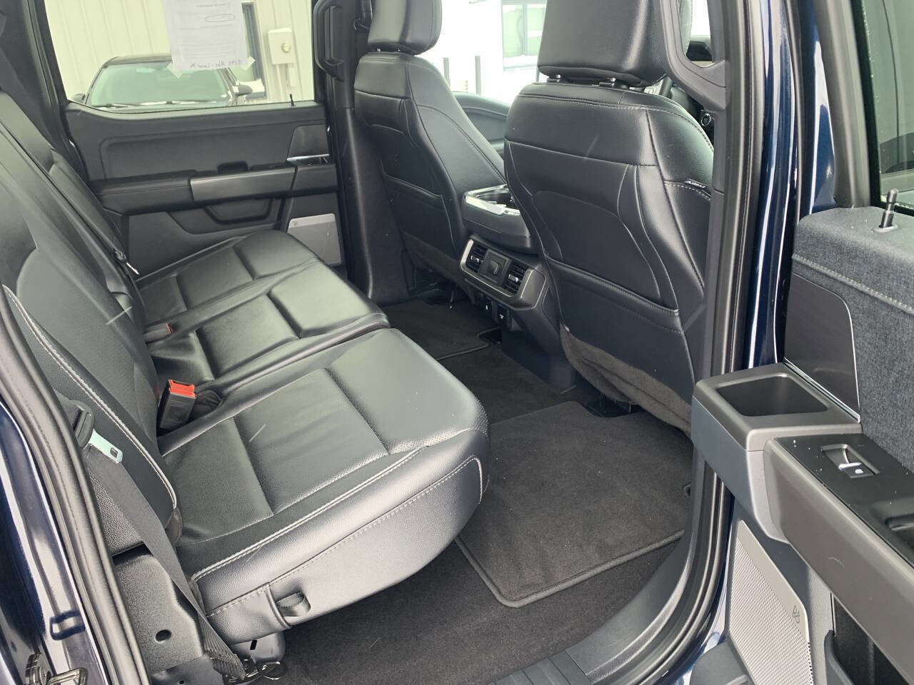 Used 2024 Ford F150 Lariat image 24