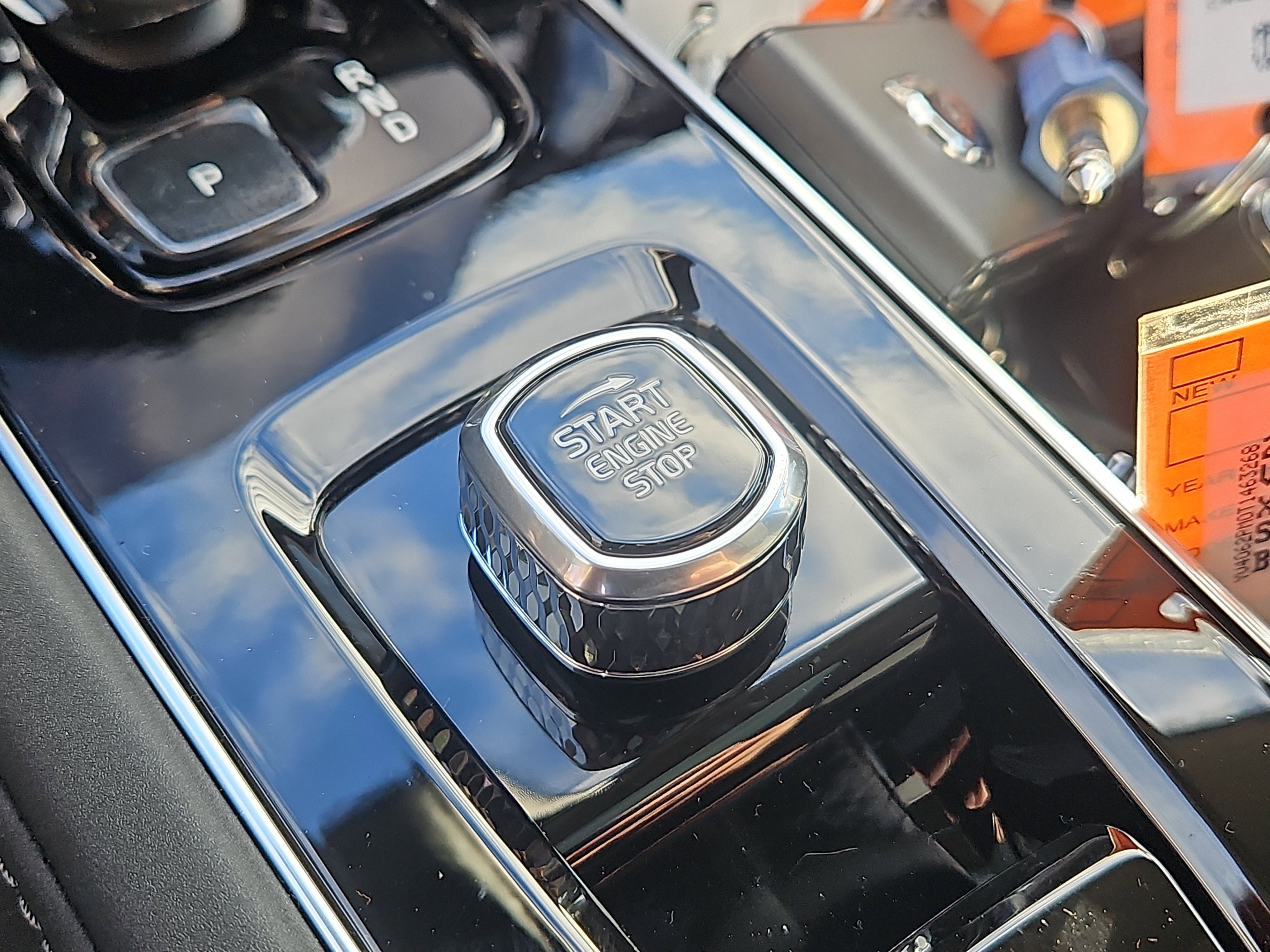 New 2026 Volvo XC90 T8 Plus image 14