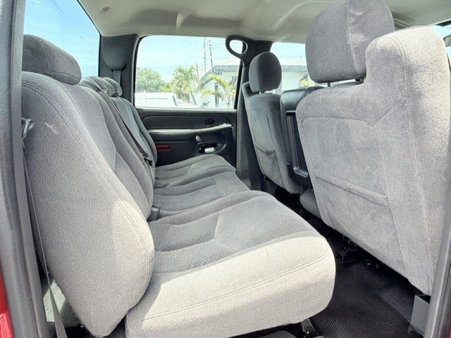 Used 2006 Chevrolet Silverado 2500 W/T w/ Heavy-Duty Power Package RWD image 14