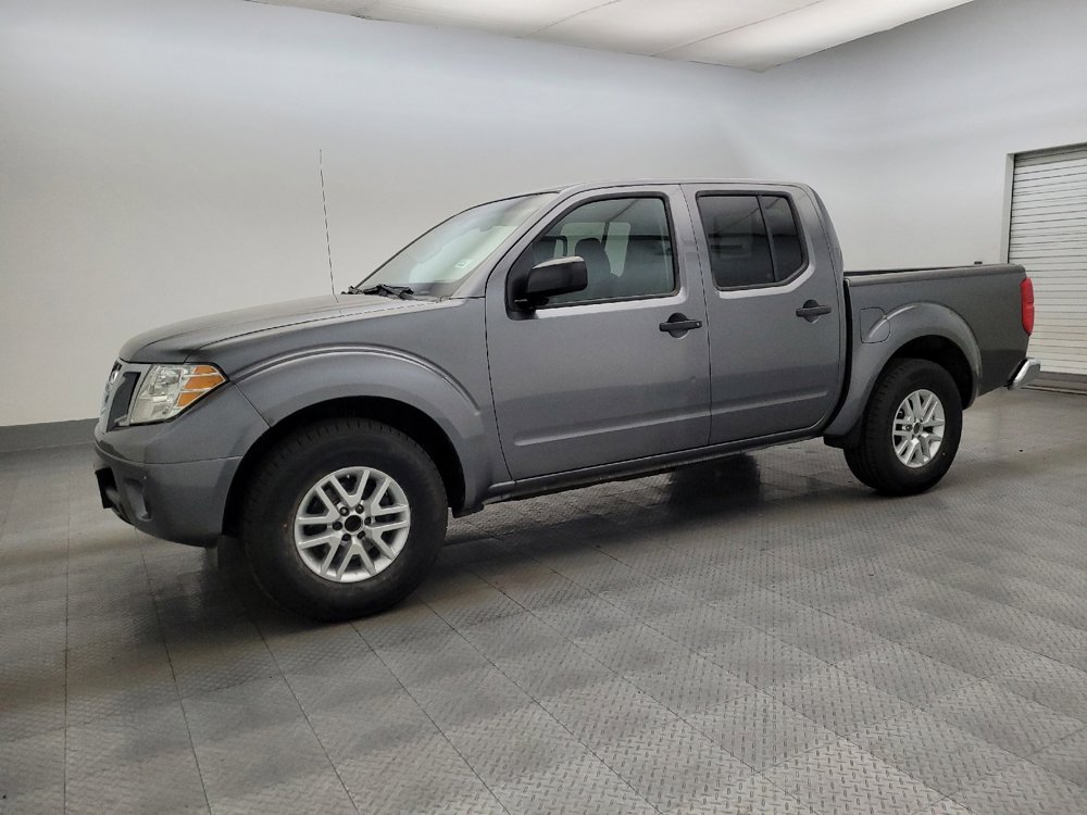 Used 2019 Nissan Frontier SV image 2