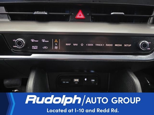Used 2025 Kia Sportage EX image 28