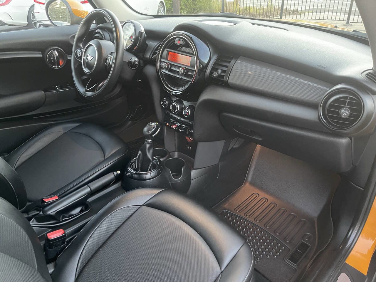 Used 2014 MINI Cooper 2-Door Hardtop image 14