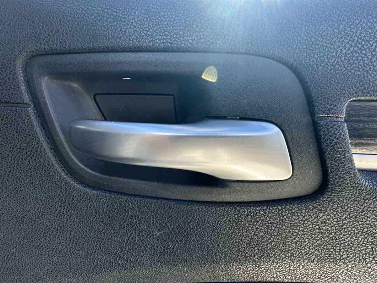 Used 2019 Chrysler 300 Touring w/ Sport Appearance Package RWD image 35
