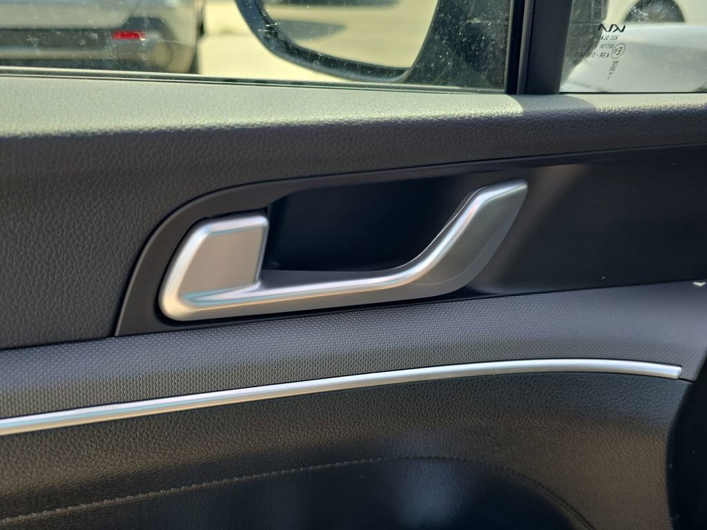 New 2026 Kia K5 LXS FWD image 18