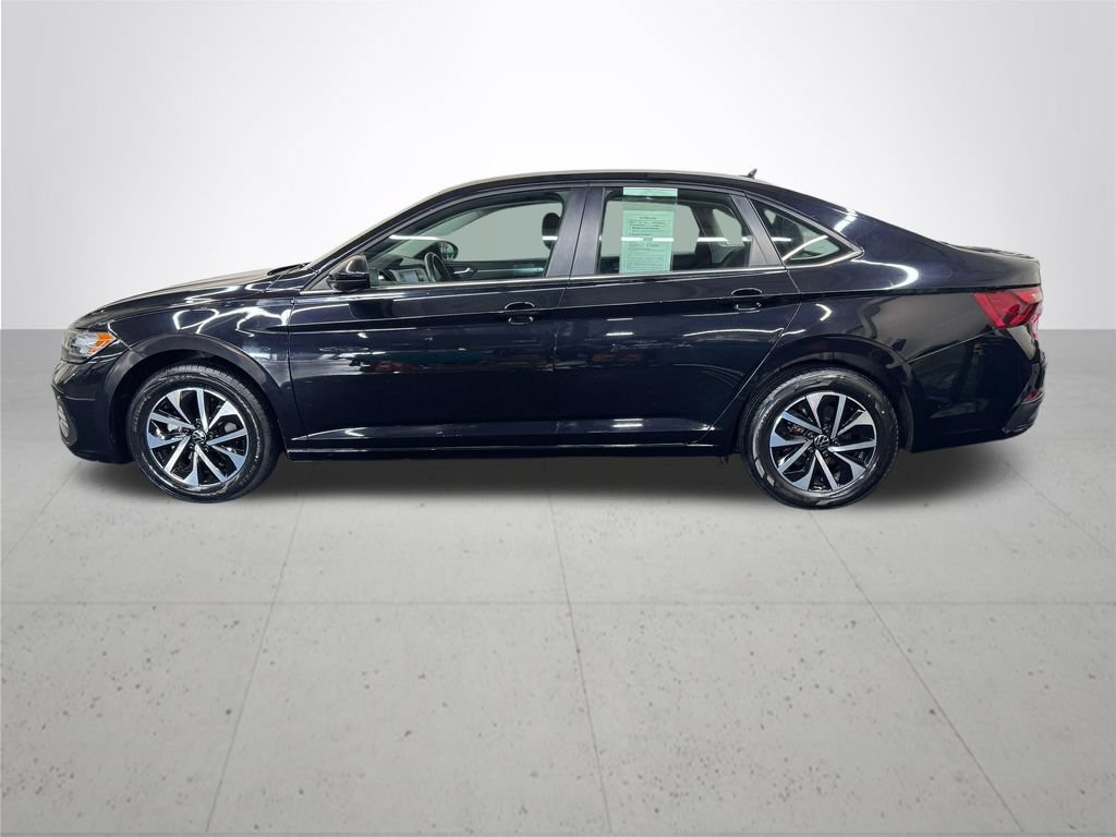 Used 2024 Volkswagen Jetta S FWD image 3