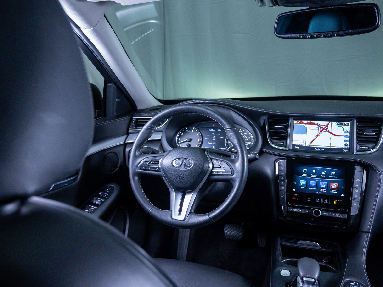 Used 2019 INFINITI QX50 Luxe w/ Navigation Package image 14