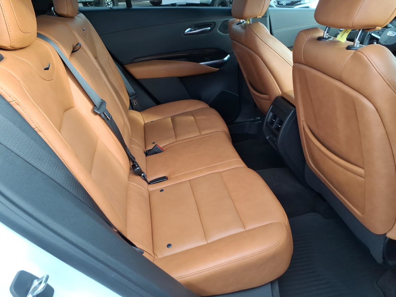 Used 2021 Cadillac XT4 Premium Luxury AWD/4WD image 28