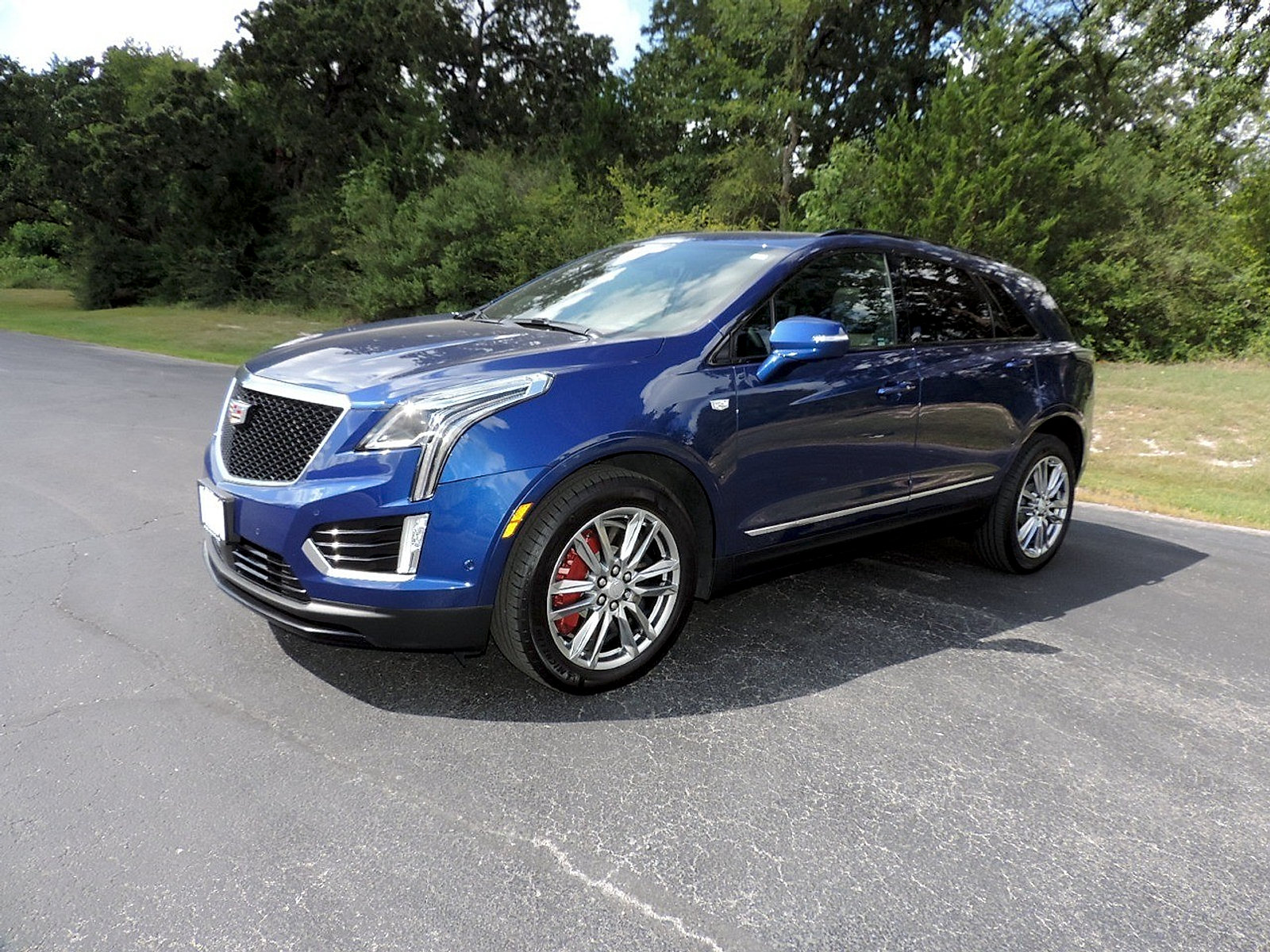 Certified 2026 Cadillac XT5 Sportv w/ LPO, Floor Liner Package