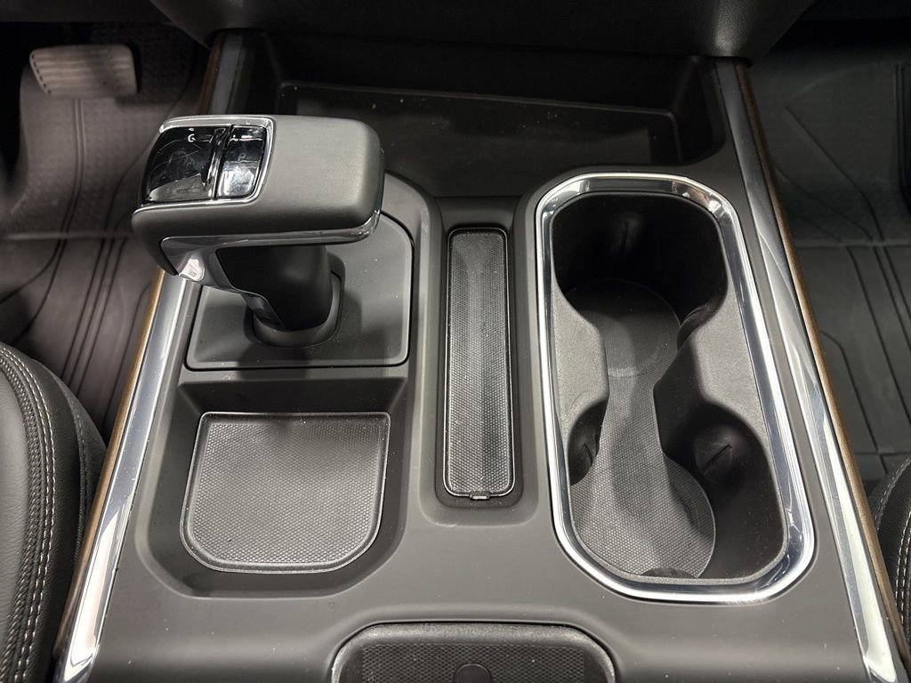 Used 2025 Chevrolet Silverado 1500 High Country w/ High Country Premium Package image 23