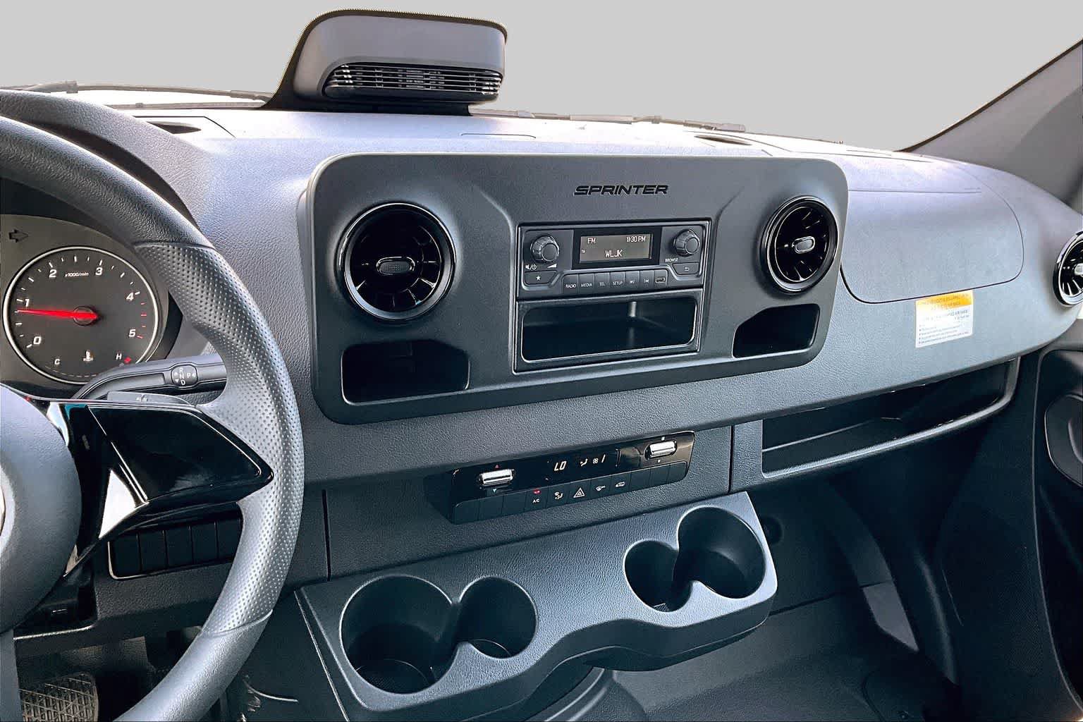 New 2025 Mercedes-Benz Sprinter 2500 image 6