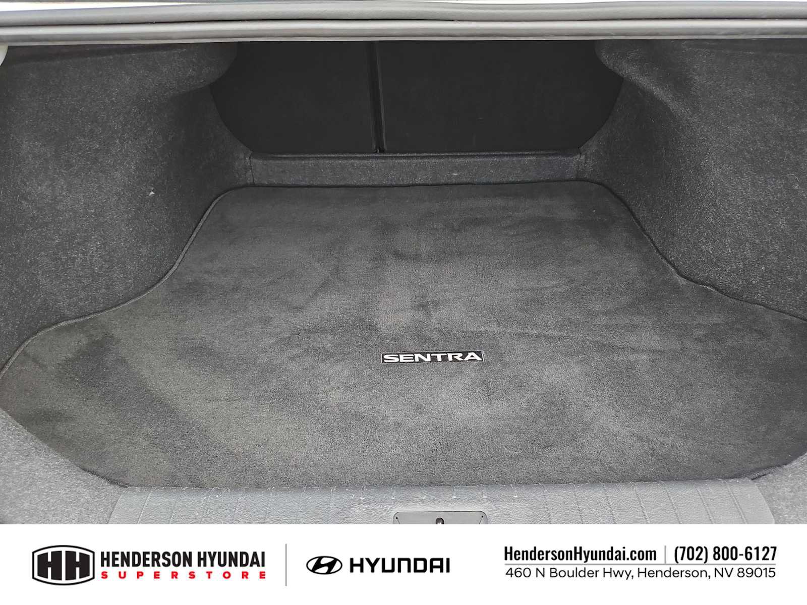 Used 2024 Nissan Sentra SV FWD image 33