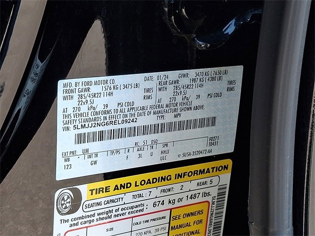 Used 2024 Lincoln Navigator Premiere image 30