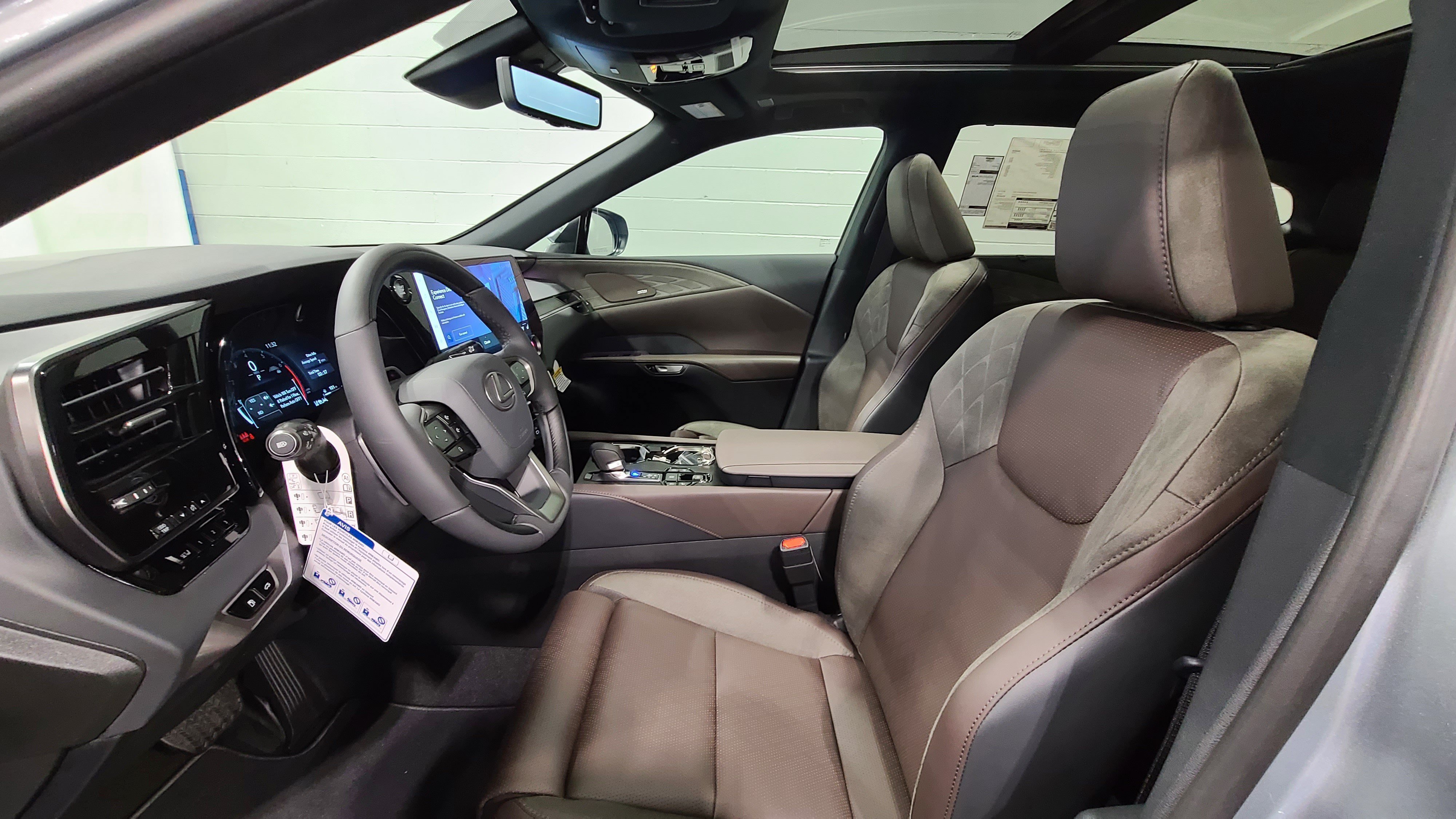Used 2026 Lexus RX 350 AWD w/ Convenience Package image 29