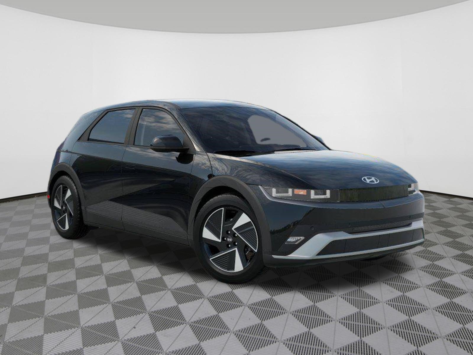 New 2026 Hyundai Ioniq 5 SE AWD/4WD image 2