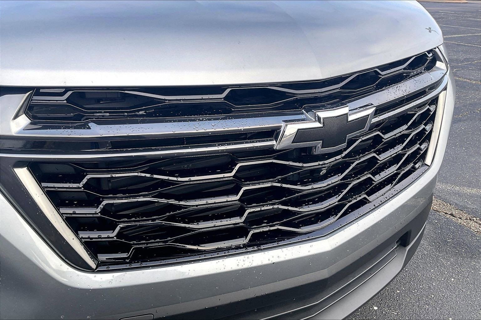 Used 2024 Chevrolet Traverse Premier w/ Redline Edition image 27